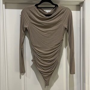 ABERCROMBIE & FITCH Bodysuit